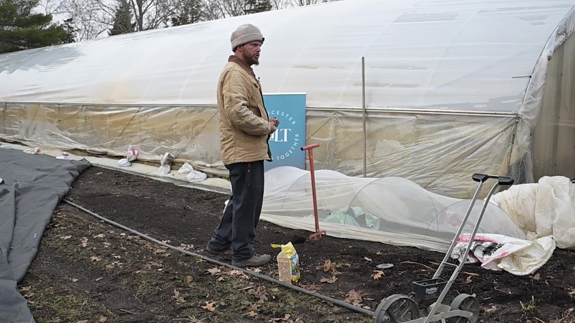 SaLT - SEEDING 101 - Vegetable  Seedling Production