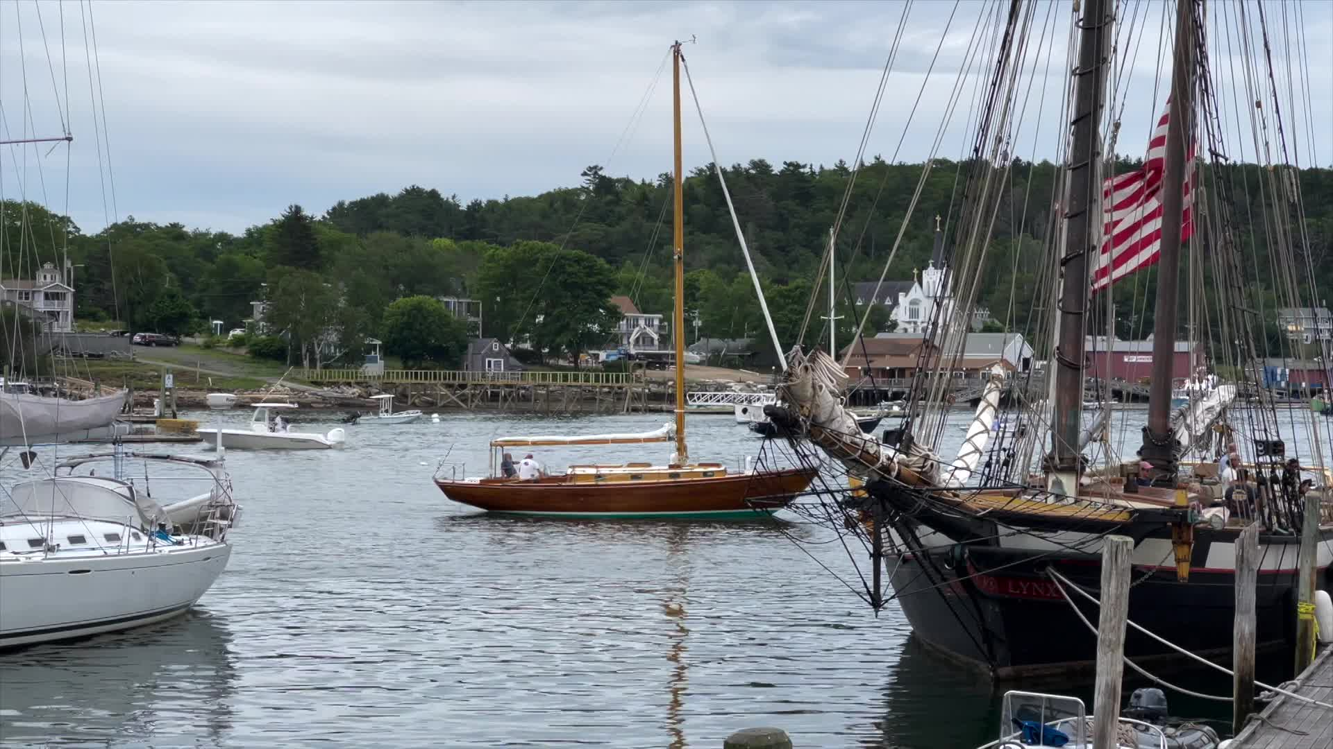 Antique Boat Parade 2021